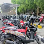 Redliving Apartemen Paradise Mansion - Gunawan